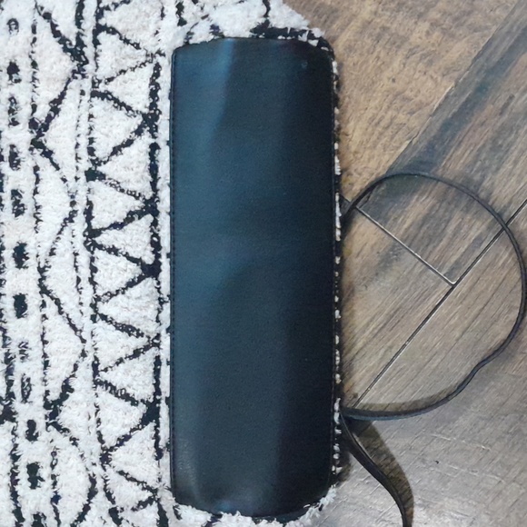 Universal Thread Bohemian Ivory Black Geometric Sherpa Shoulder/Handbag - Picture 4 of 6